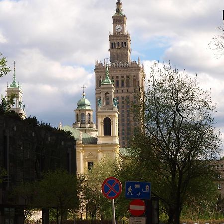 Apartament Rondo Onz Warschau Buitenkant foto