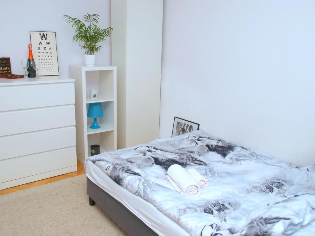 Apartament Rondo Onz Warschau Buitenkant foto