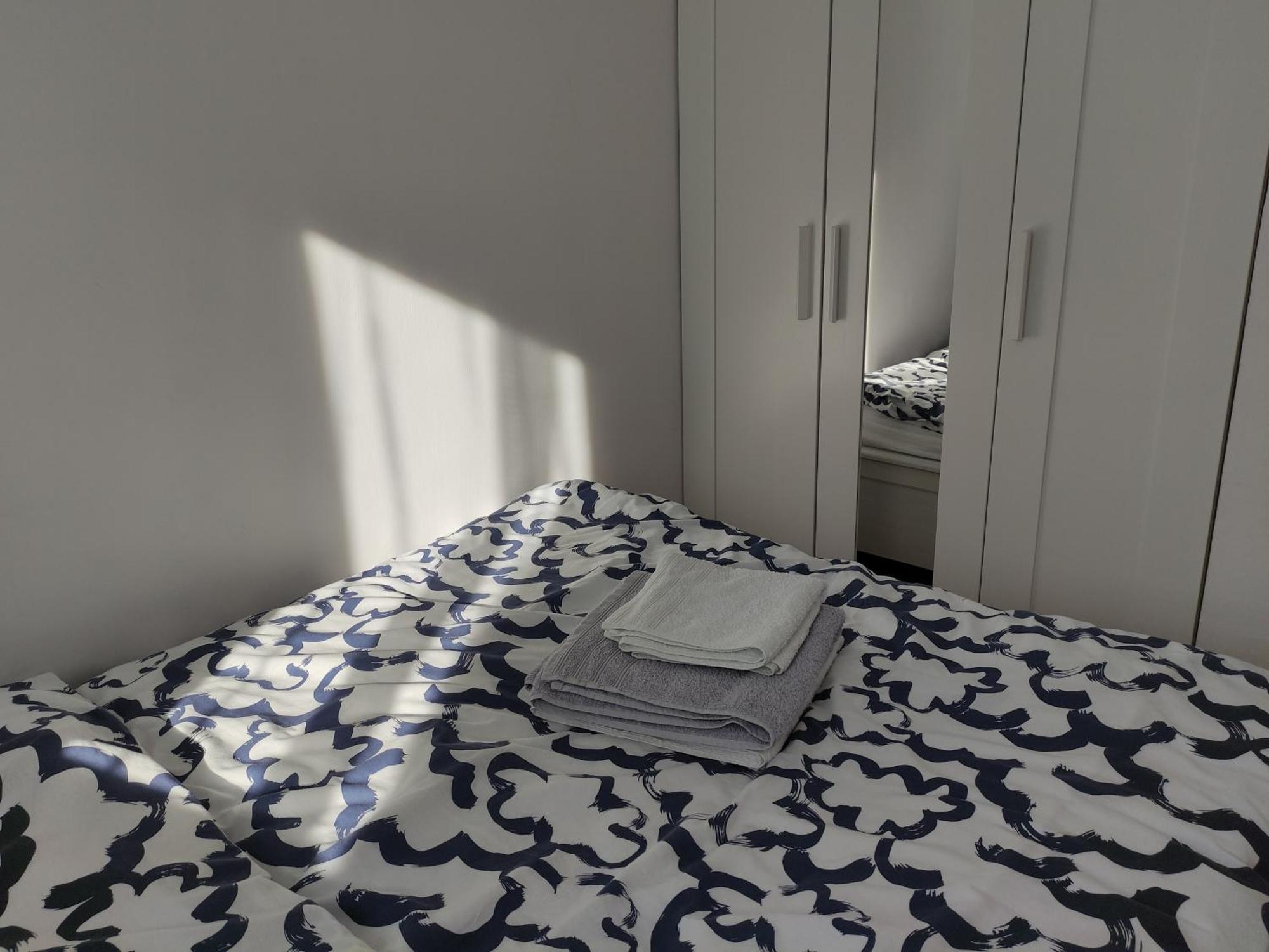 Apartament Rondo Onz Warschau Buitenkant foto