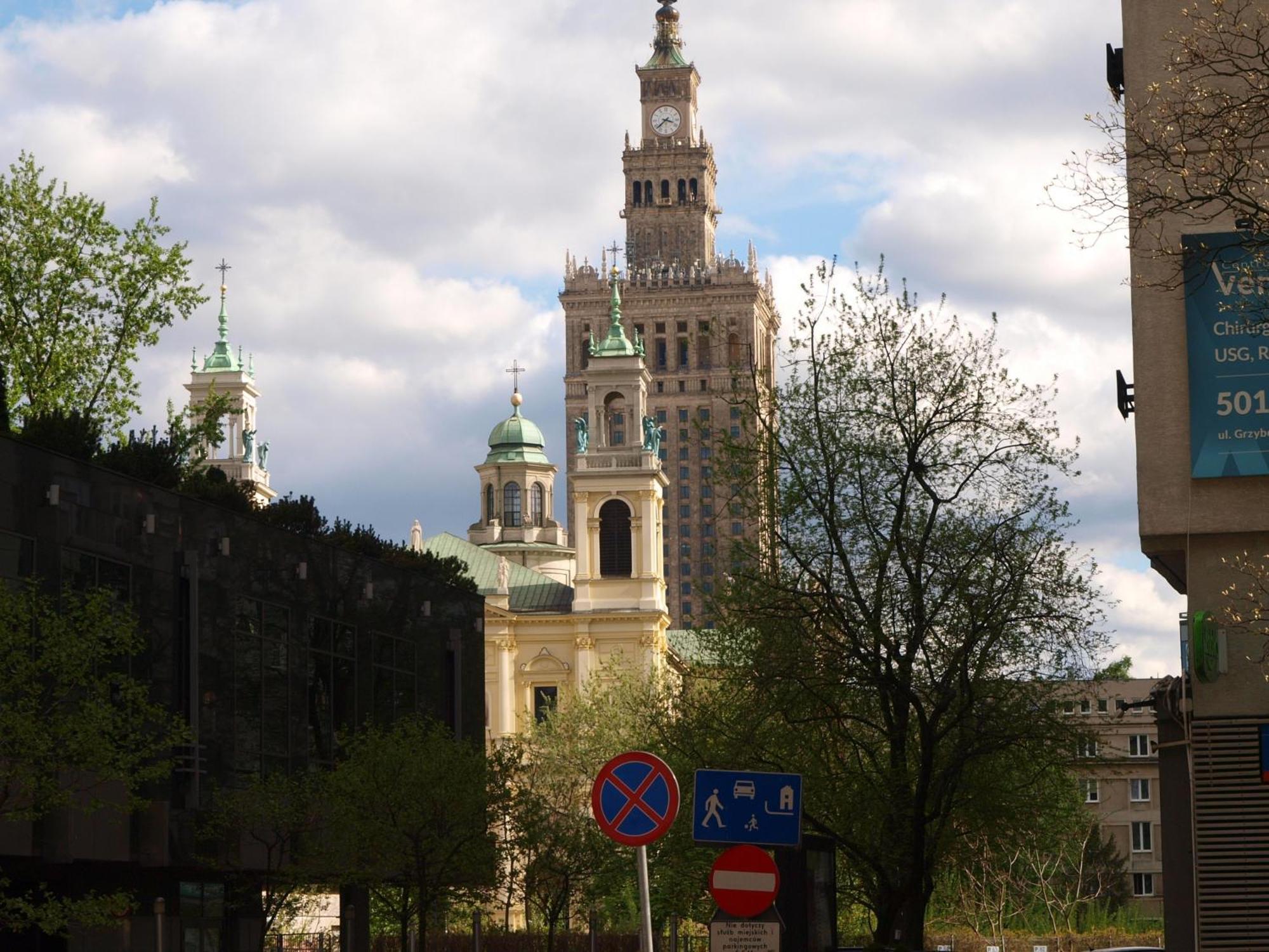 Apartament Rondo Onz Warschau Buitenkant foto