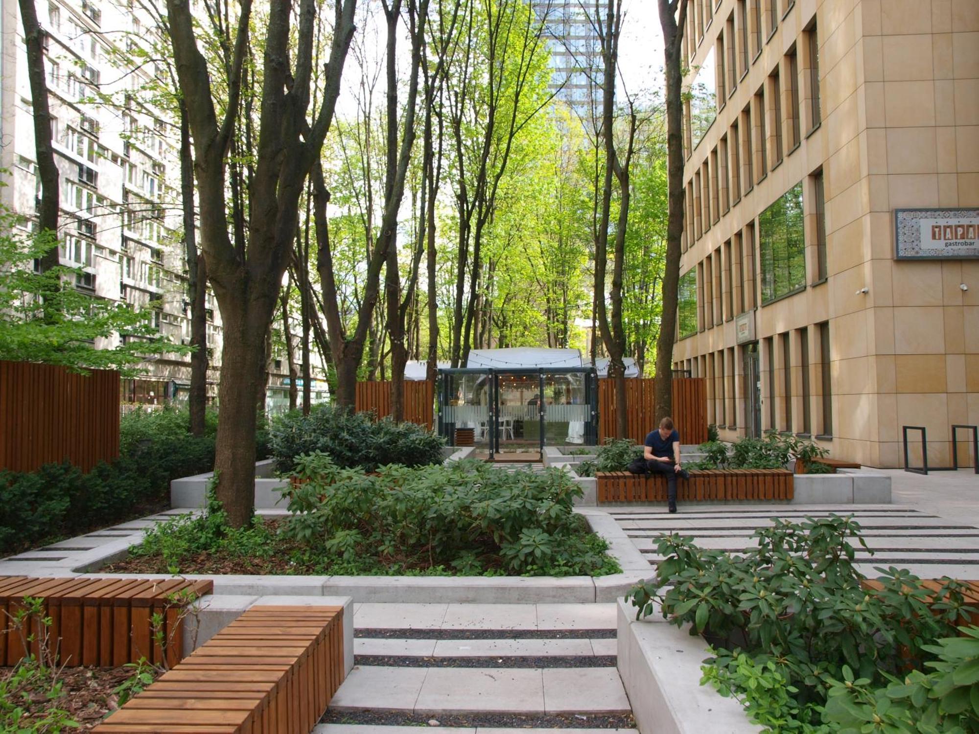 Apartament Rondo Onz Warschau Buitenkant foto